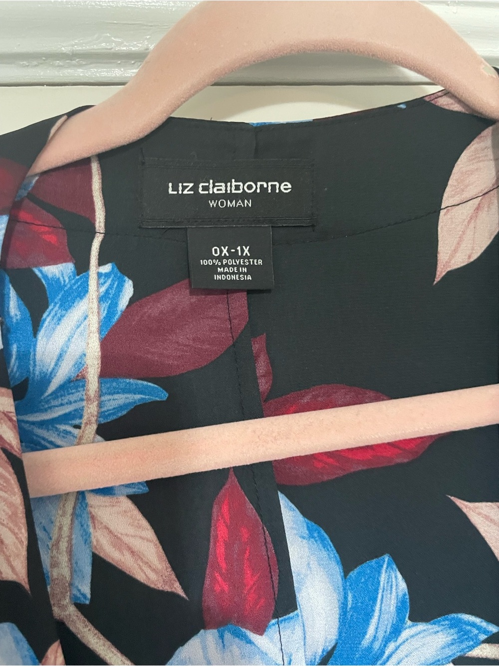 Liz Claiborne Black Tunic with Blue and Pink Floral Print - Picture 4 of 7